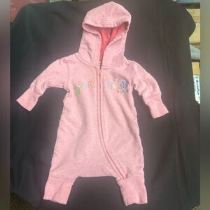 🌸 $3 if bundled - 3 - Month Zip Up OSHKOSH with hood